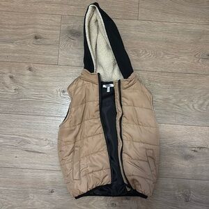 Boys hooded Khaki puffer vest.